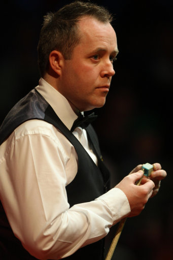 依然凭借冷 依然凭借冷