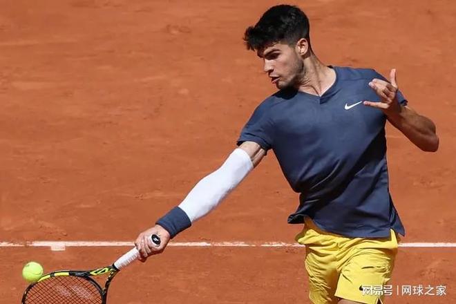 了那不勒斯 了那不勒斯