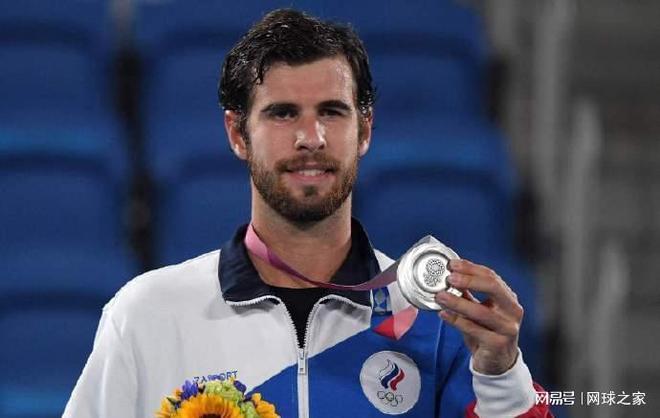 强了对莫兰 强了对莫兰