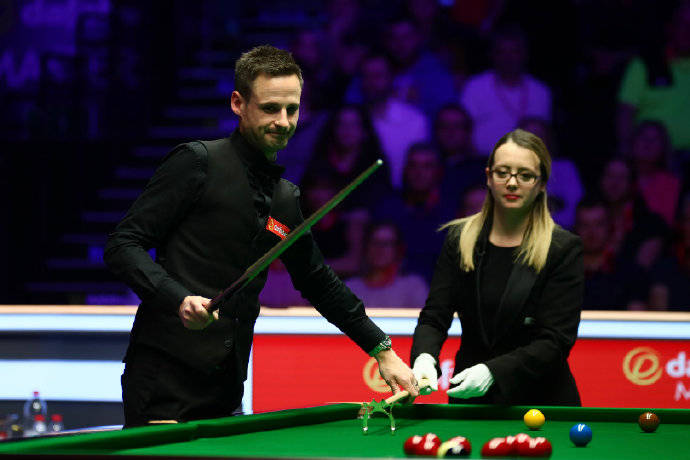 网球赛场上 网球赛场上